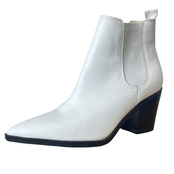 Nine West Wyliis White Leather Chelsea Ankle Boots Boots Size 6M Pointed Toe - Picture 1 of 10